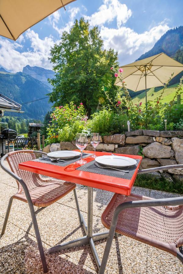 Guest House Du Grand Paradis - On Piste Champéry Esterno foto